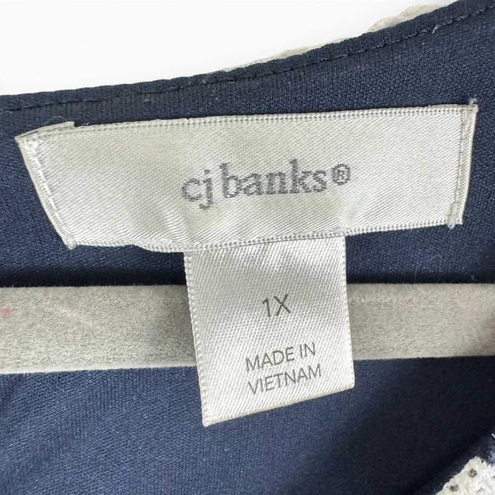 CJ Banks 1X Navy‎ Blue White Striped Eyelet Keyhole Short Sleeve Top Nautical